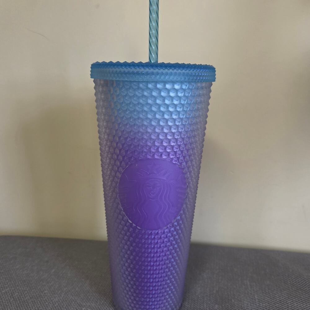 NWT Starbucks 2024 Blue Purple Ombre Venti Tumbler 24oz Iridescent Studded
